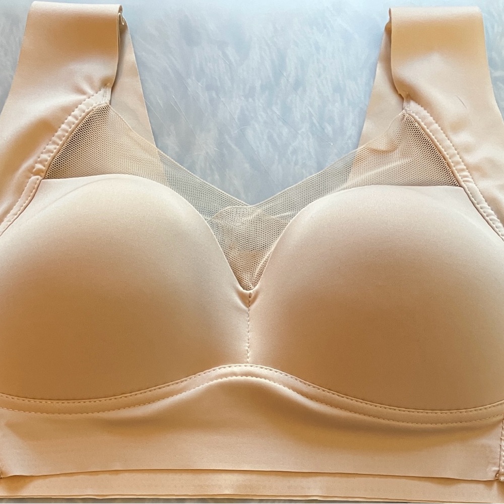 Seamless Cream Wireless Bra